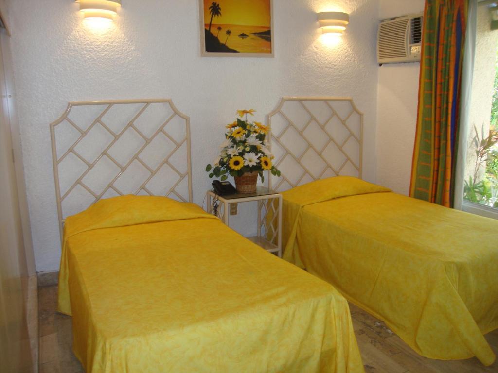 Sands Acapulco Hotel & Bungalows Экстерьер фото