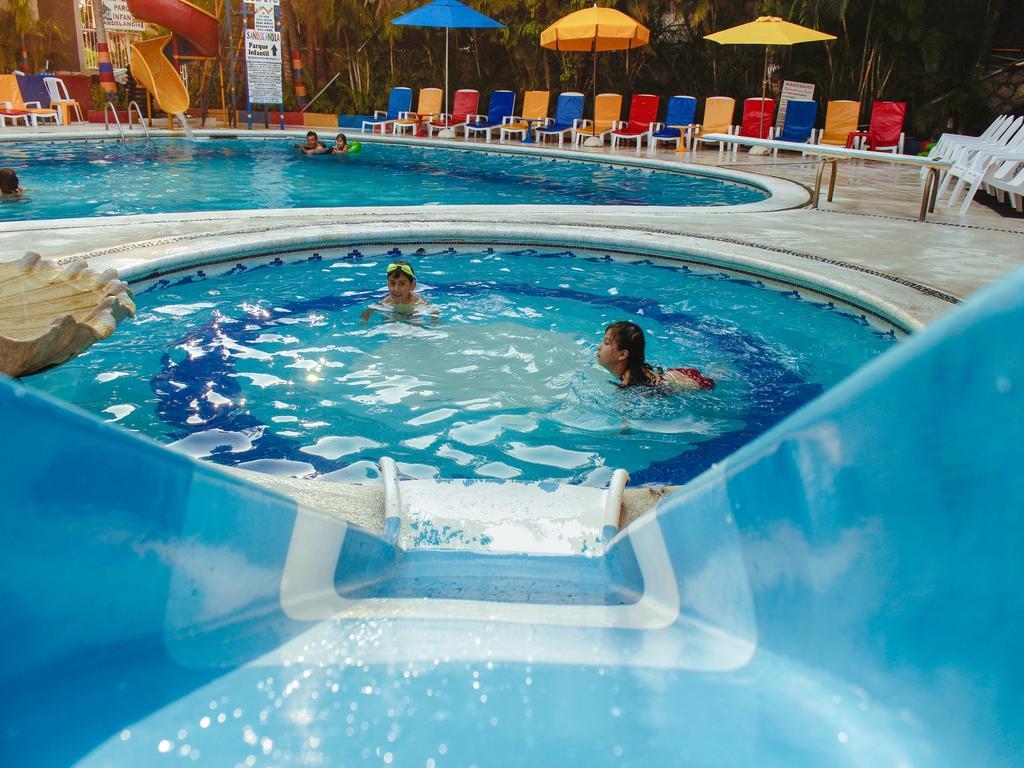 Sands Acapulco Hotel & Bungalows Экстерьер фото